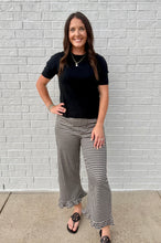 Load image into Gallery viewer, Gingham Printed Ruffle Hem Pants
