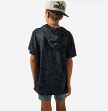 Load image into Gallery viewer, Burlebo | Short Sleeve Performance Hoodie- Black Camo
