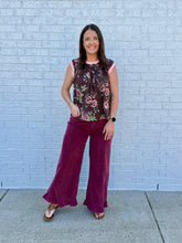Load image into Gallery viewer, Floral Print Smocked Sleeveless Top
