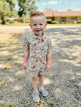 Load image into Gallery viewer, Burlebo | YOUTH Performance Button Up Vendao Camo
