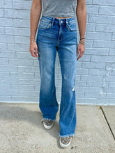 Load image into Gallery viewer, Vervet | High Rise Dad Denim Jeans
