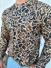 Load image into Gallery viewer, L/S Performance Old School Camo

