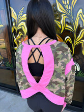 Load image into Gallery viewer, Pretty in Pink Camo Top
