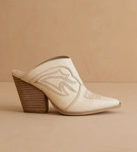 Load image into Gallery viewer, Kiara • Heeled Mule
