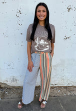 Load image into Gallery viewer, Funky 2Stripe Pants
