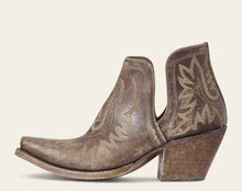 Load image into Gallery viewer, Ariat Dixon Bootie | Naturally Distressed Brown
