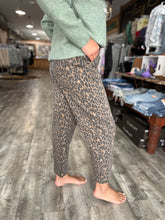 Load image into Gallery viewer, Risen | Cheetah Straight Leg Denim
