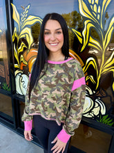 Load image into Gallery viewer, Pretty in Pink Camo Top
