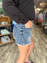 Load image into Gallery viewer, J21 Eleven | Denim Frayed Short
