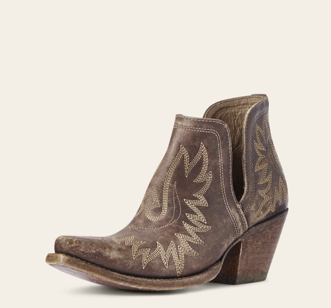 Ariat Dixon Bootie | Naturally Distressed Brown