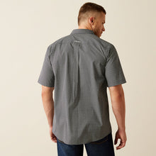 Load image into Gallery viewer, Ariat | Men’s Gene S/S Shirt - Black
