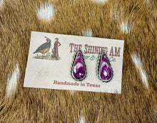 Load image into Gallery viewer, Authentic | Purple Spiny Tear Drop Post
