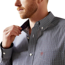 Load image into Gallery viewer, Ariat | Bowen WF Shirt Navy
