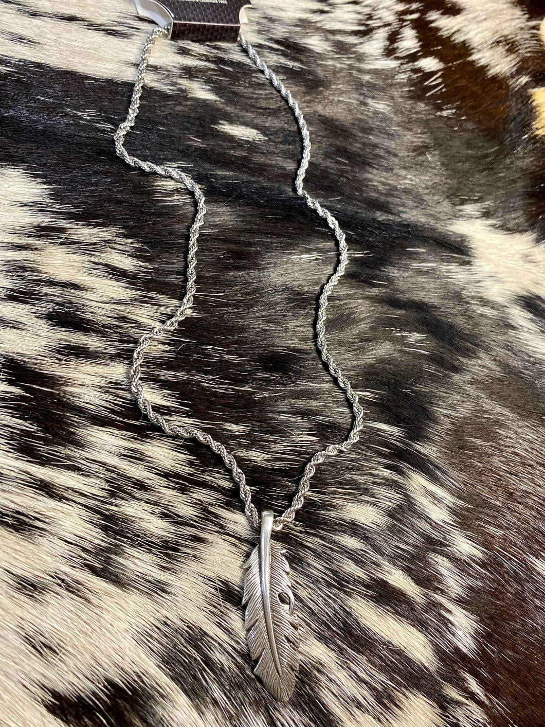 Feather Twist Chain Necklace