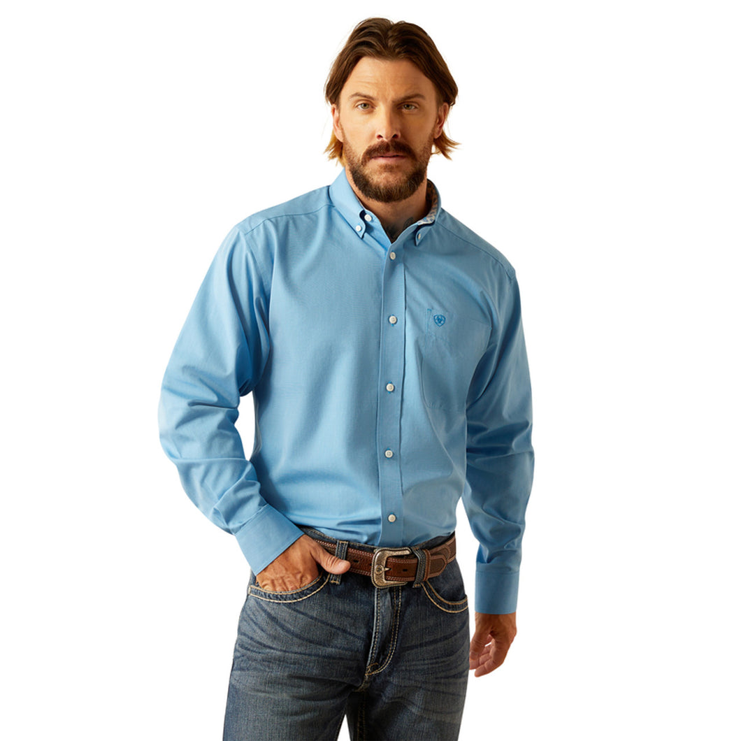 Ariat | Men’s Wrinkle Free Classic Fit Shirt Blue