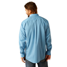 Load image into Gallery viewer, Ariat | Men’s Wrinkle Free Classic Fit Shirt Blue
