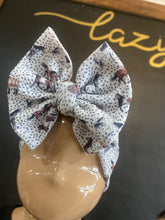 Load image into Gallery viewer, Little Buffalo Newborn Bows (multi color)
