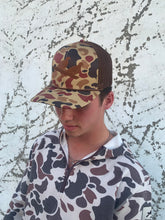 Load image into Gallery viewer, Two Dove Vintage Camo 6 Panel
